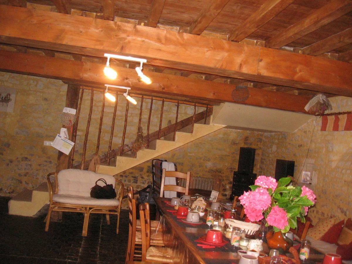 Ferme De Montigny Bed & Breakfast Asnieres-en-Bessin Eksteriør bilde