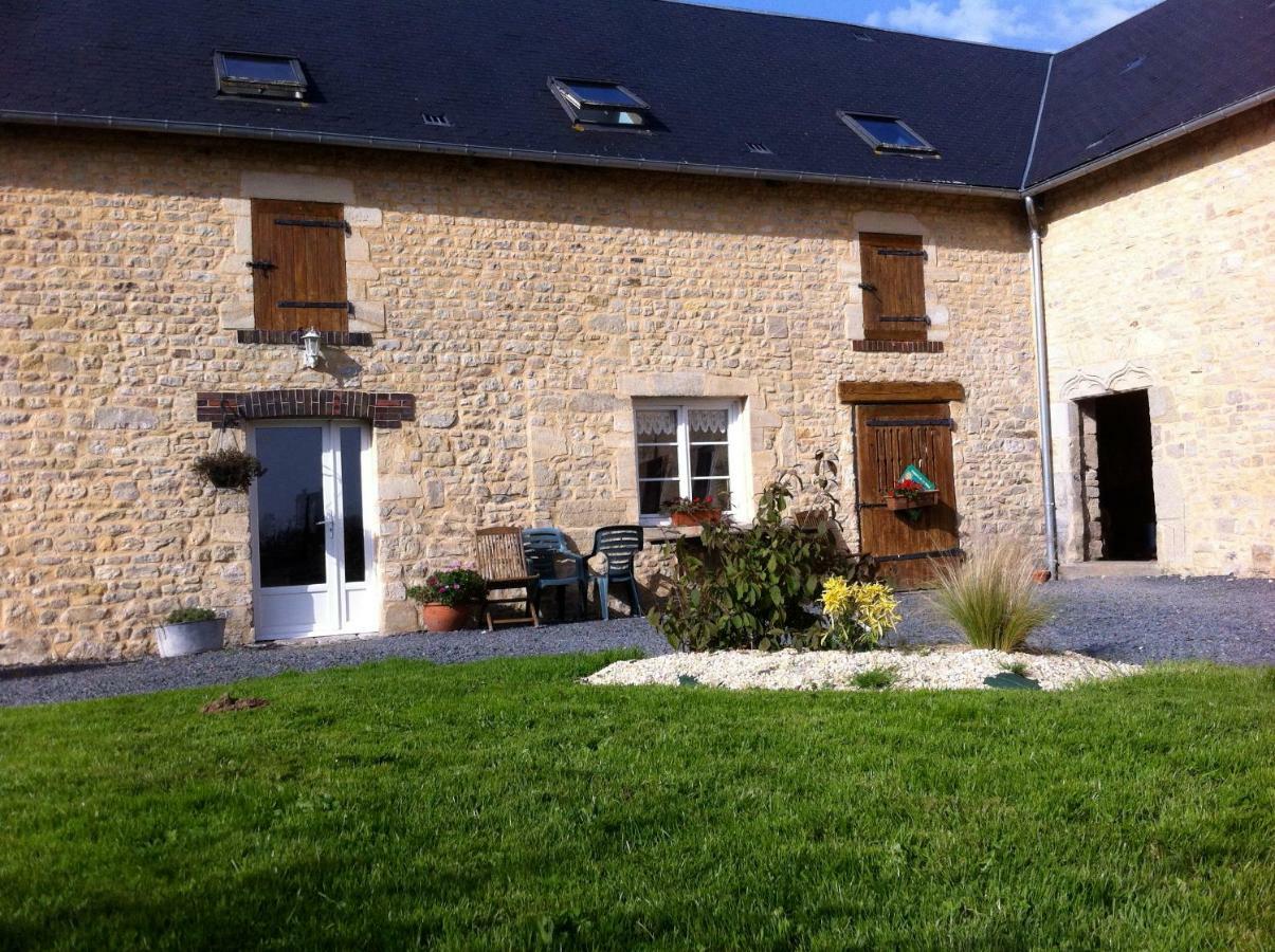 Ferme De Montigny Bed & Breakfast Asnieres-en-Bessin Eksteriør bilde